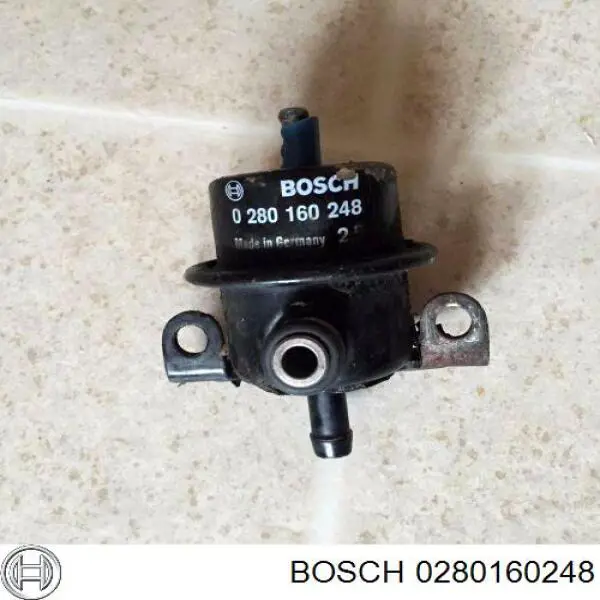 Regulador de pressão de combustível na régua de injectores 0280160248 Bosch