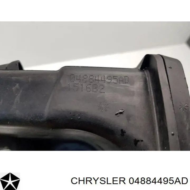 04884495AD Chrysler Tubo coletor de admissão