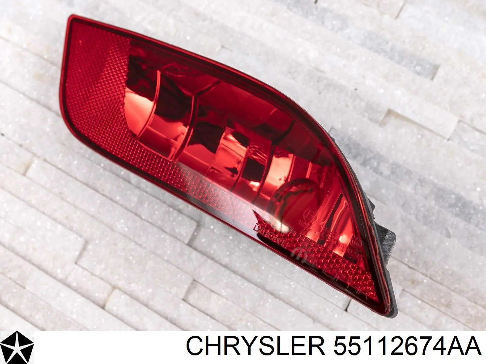 55112674AA Chrysler Lanterna de nevoeiro traseira direita