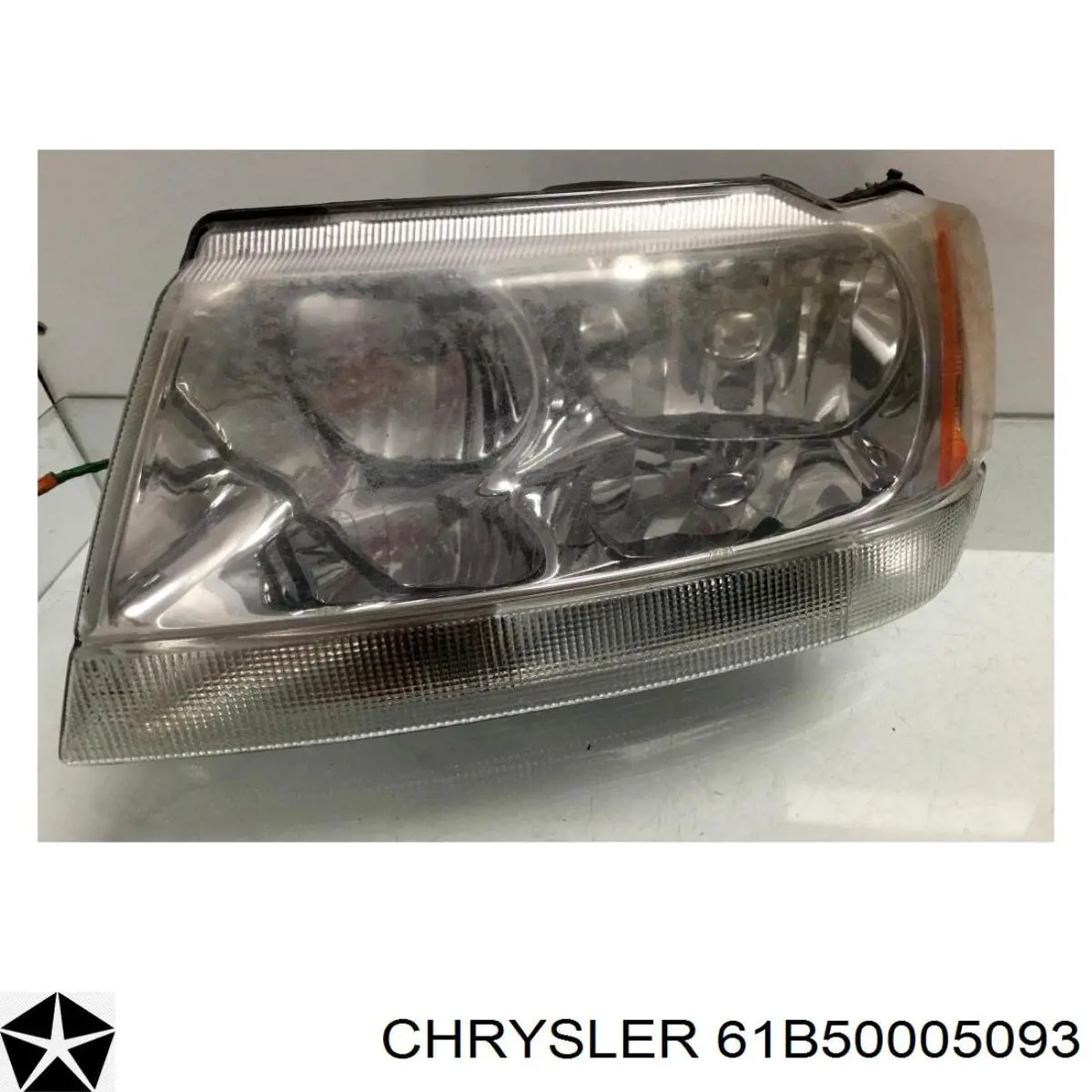 30987 Chrysler Luz direita