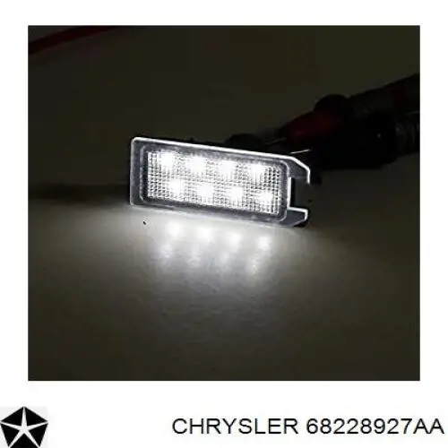 Lanterna da luz de fundo de matrícula traseira Chrysler 68228930AA preço, a partir de 25,37 USD