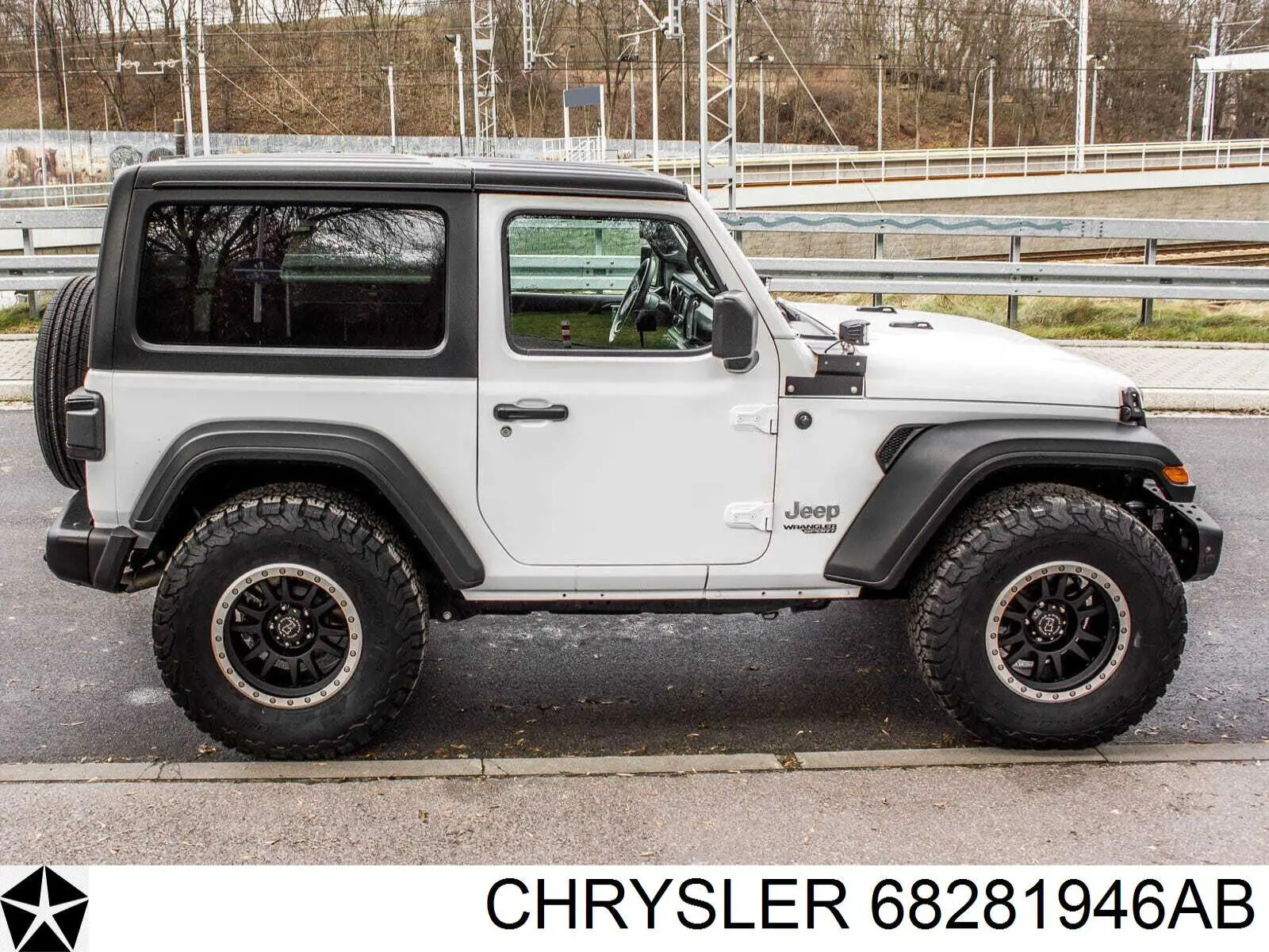 Pára-lama dianteiro direito Chrysler 68281946AC preço, a partir de 224,96 USD
