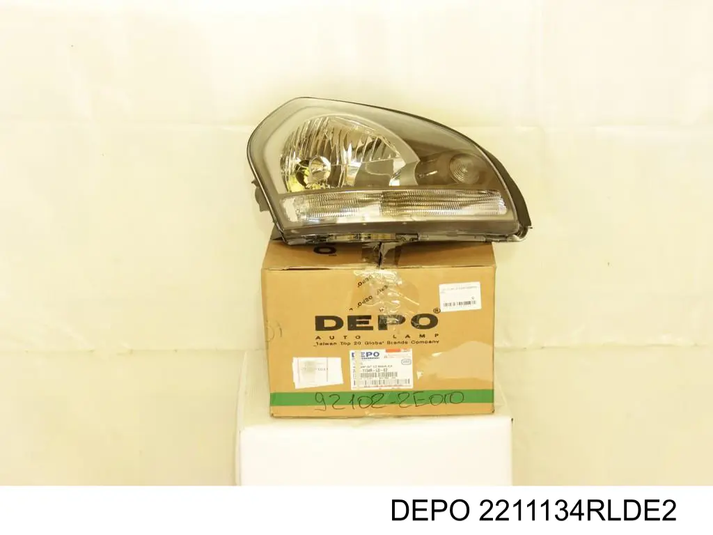 Compre 921022E000 Hyundai/Kia Luz direita