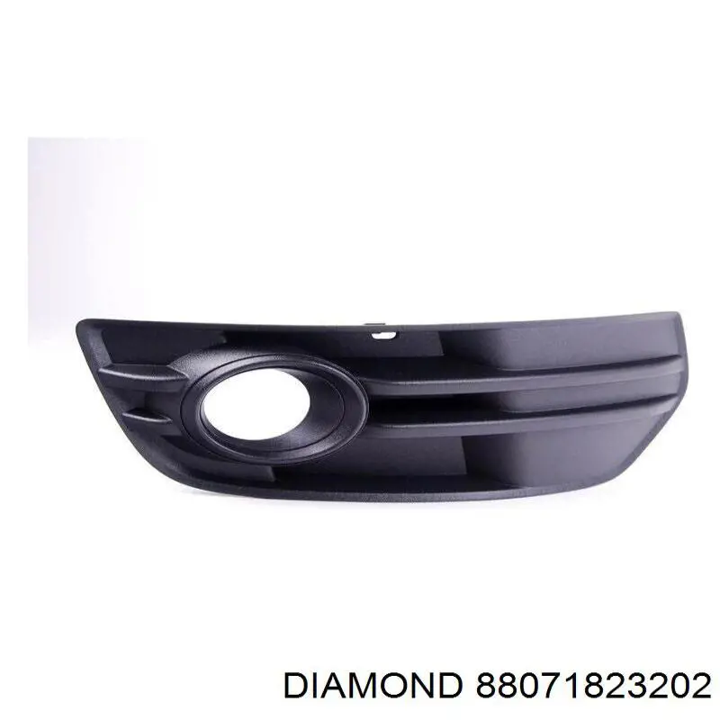 Tampão (grelha) das luzes de nevoeiro do pára-choque dianteiro direito Diamond/DPA 88071823202 preço, a partir de 49,68 USD