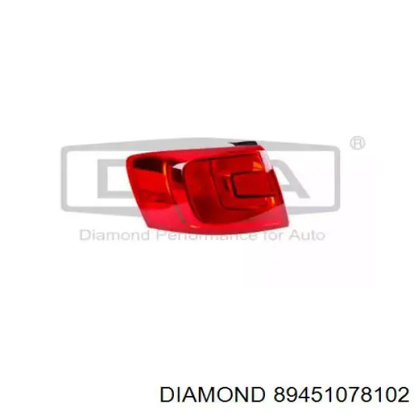 89451078102 Diamond/DPA Lanterna traseira esquerda externa