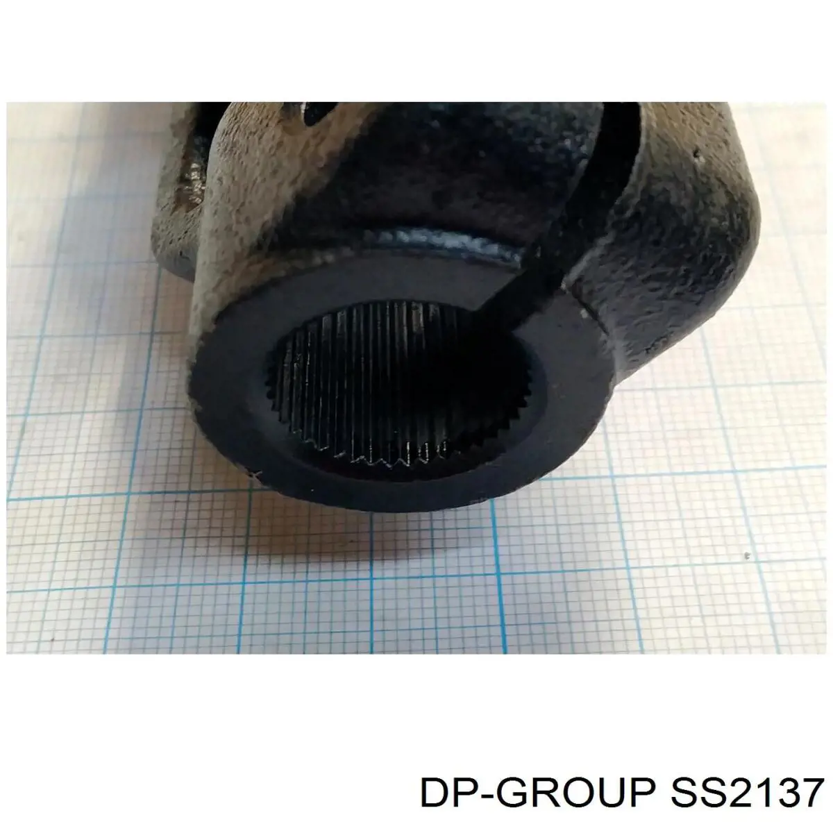 Veio da coluna de direção inferior Ford YC153C662AD preço, a partir de 34,38 USD