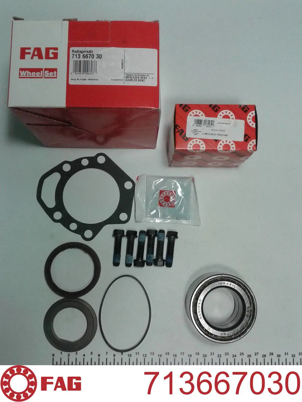 Compre 713667030 FAG Rolamento de cubo traseiro