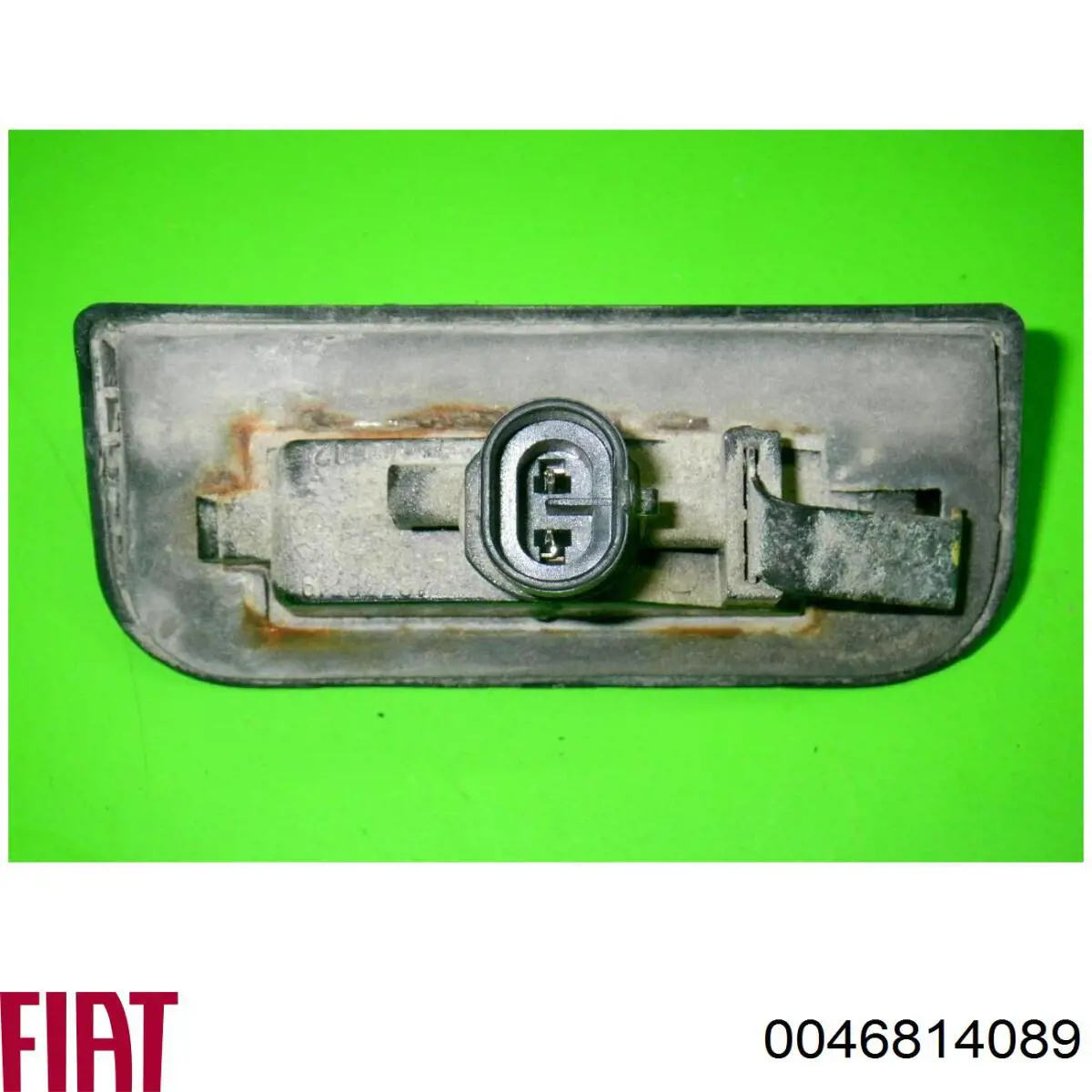 Lanterna da luz de fundo de matrícula traseira Fiat/Alfa/Lancia 46814089 preço, a partir de 31,39 USD