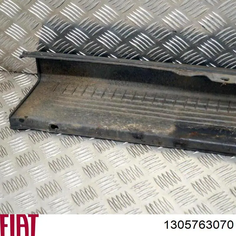Pára-choque traseiro, parte central Fiat/Alfa/Lancia 1305763070 preço, a partir de 85,56 USD