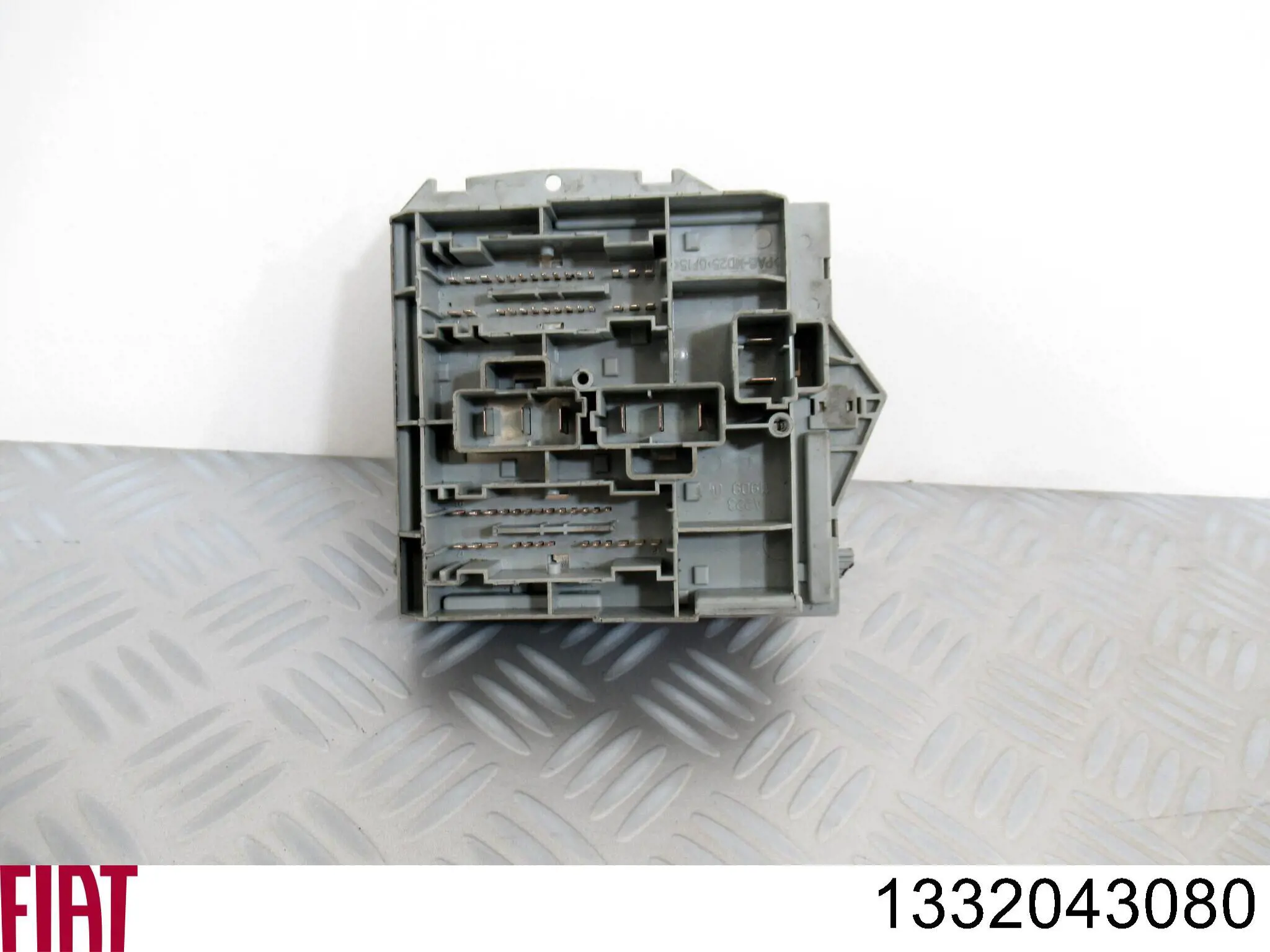 1332043080 Fiat/Alfa/Lancia Unidade de dispositivos de segurança