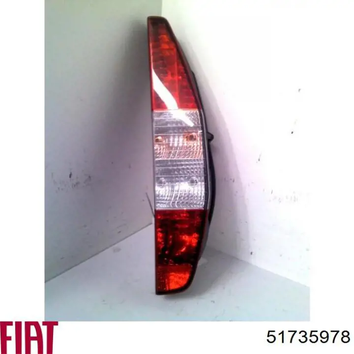 51735978 Fiat/Alfa/Lancia Lanterna traseira direita
