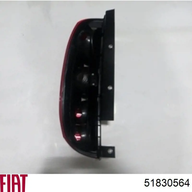 51830564 Fiat/Alfa/Lancia Lanterna traseira direita