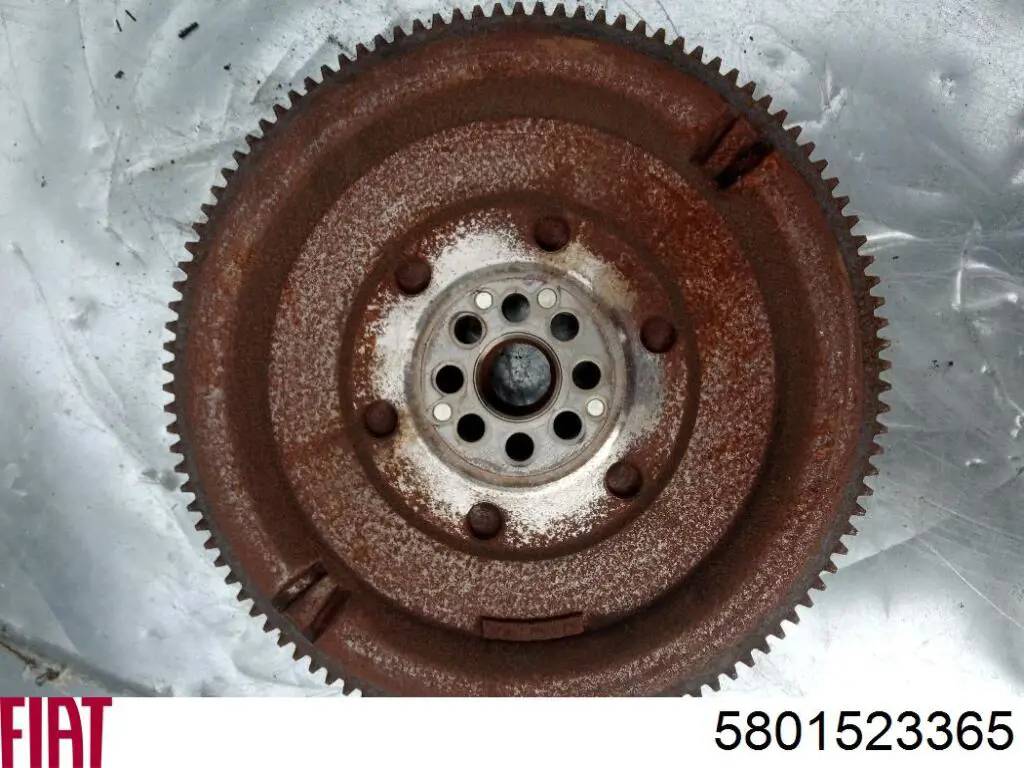 5801523365 Fiat/Alfa/Lancia Volante de motor