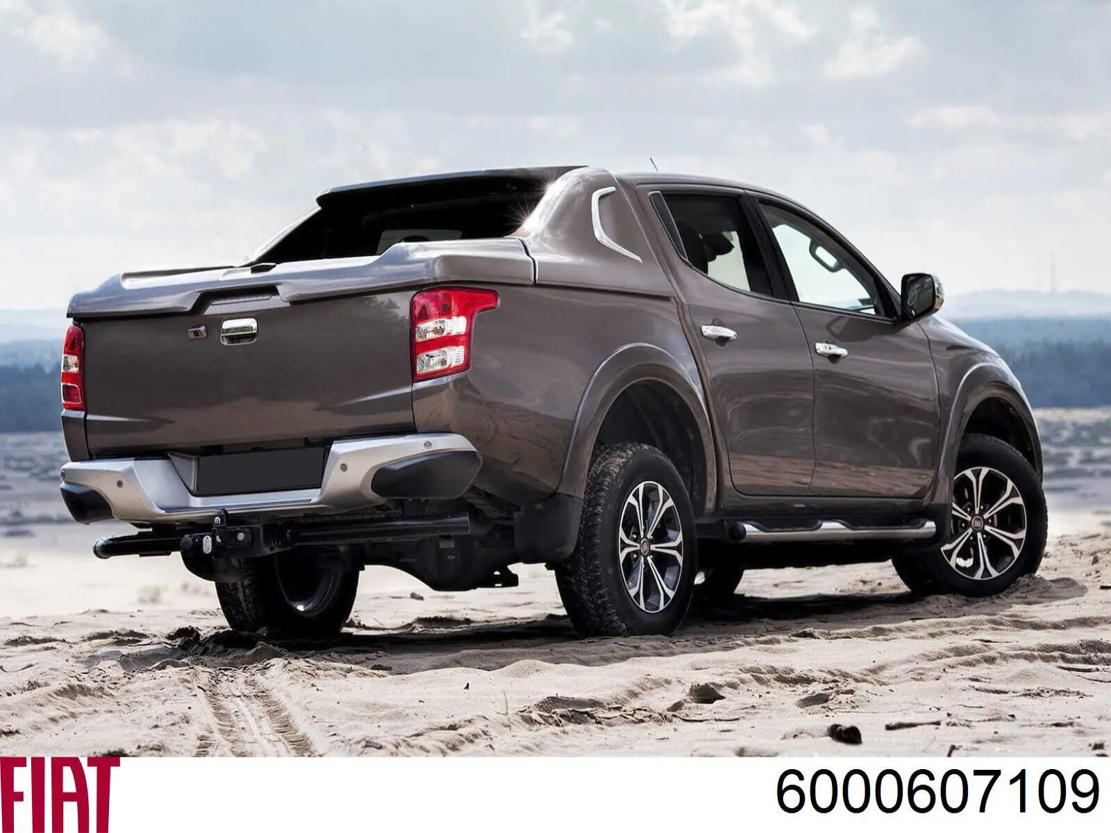 Lanterna traseira direita 6000607109 Mitsubishi