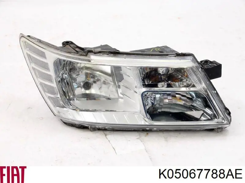 Luz direita Chrysler 05067788AC preço, a partir de 121,09 USD