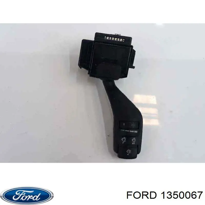 1350067 Ford Comutador direito instalado na coluna da direção