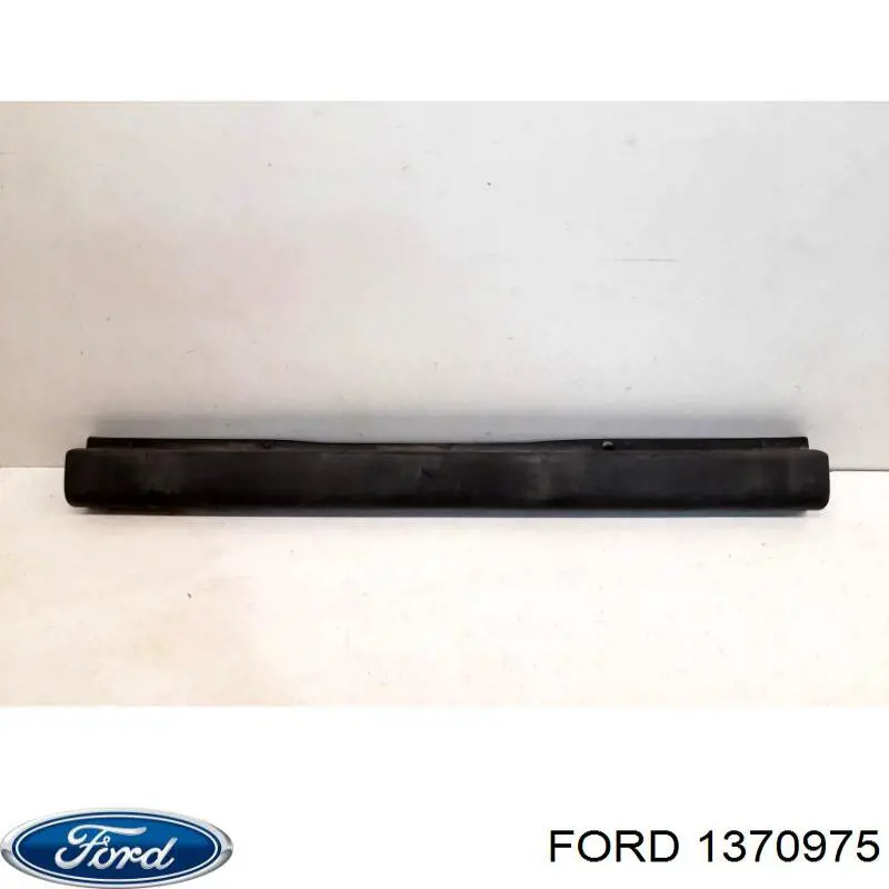1370975 Ford Pára-choque traseiro, parte central