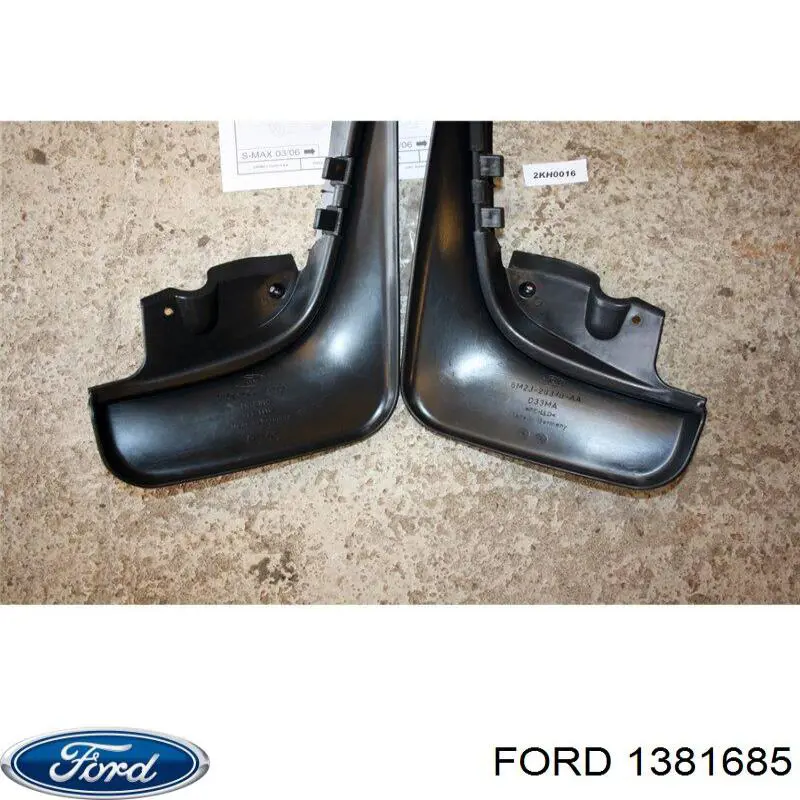1381685 Ford Protetores de lama traseiros, kit