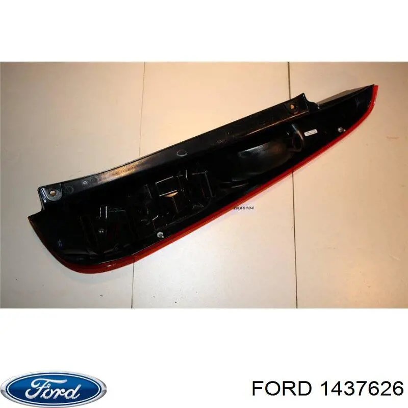Lanterna traseira esquerda Ford 1437626 preço, a partir de 57,99 USD