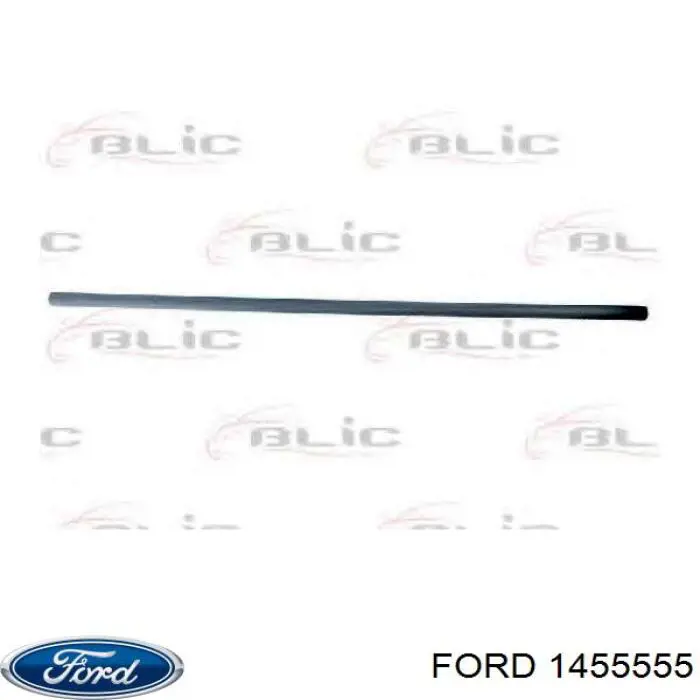 1455555 Ford Moldura da porta dianteira inferior