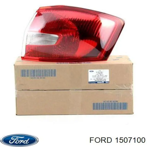 Compre 8V4115K272 Ford Lanterna de nevoeiro traseira direita