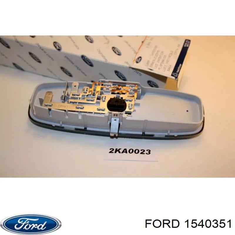 Quebra-luz de iluminação de salão (de cabina) Ford 1540351 preço, a partir de 37,46 USD