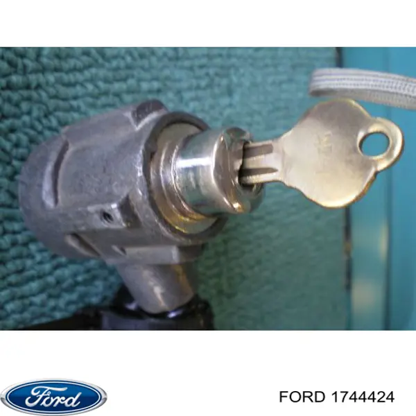 1744424 Ford Tubo de ligação do radiador de óleo
