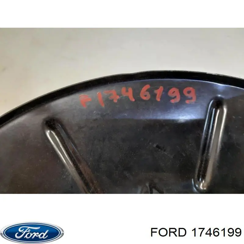 1746199 Ford Proteção do freio de disco traseiro