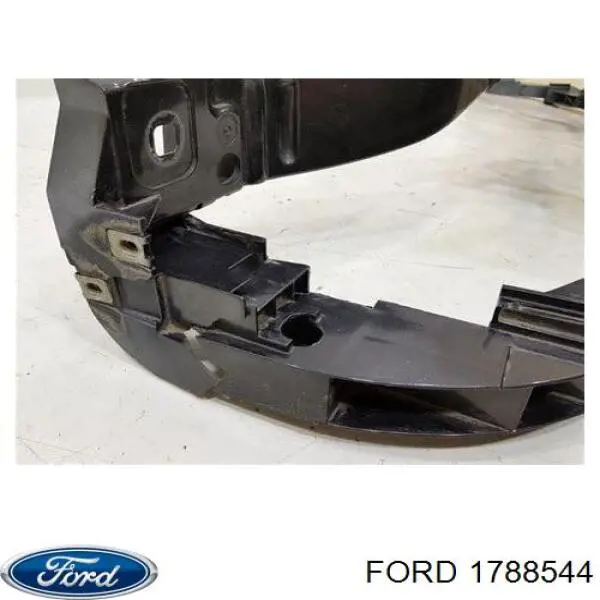 1788544 Ford Suporte do radiador montado (painel de montagem de fixação das luzes)