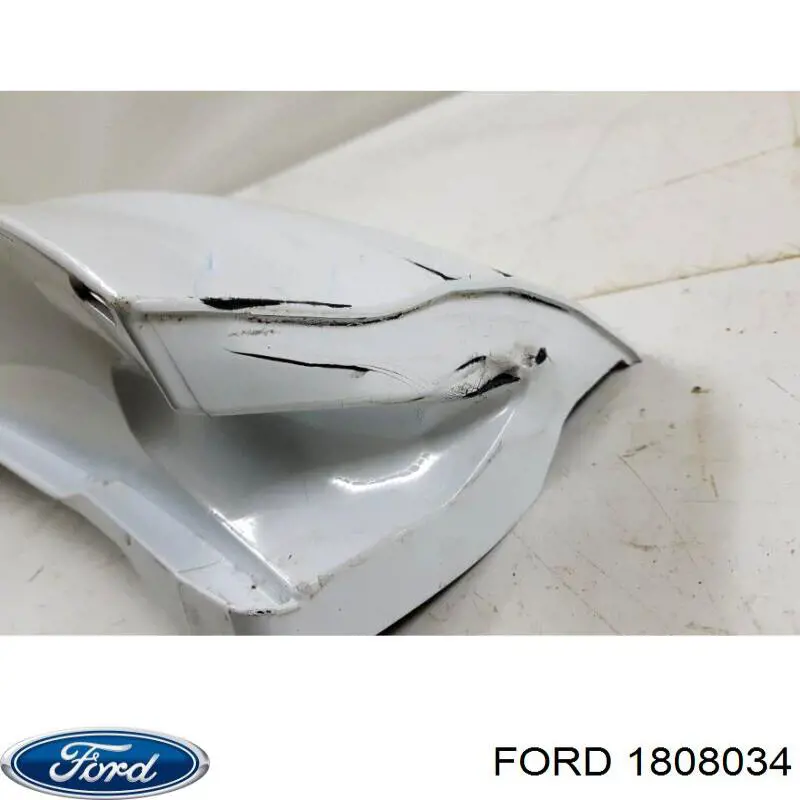 Tampão (grelha) das luzes de nevoeiro do pára-choque dianteiro direito Ford 1949358 preço, a partir de 248,30 USD
