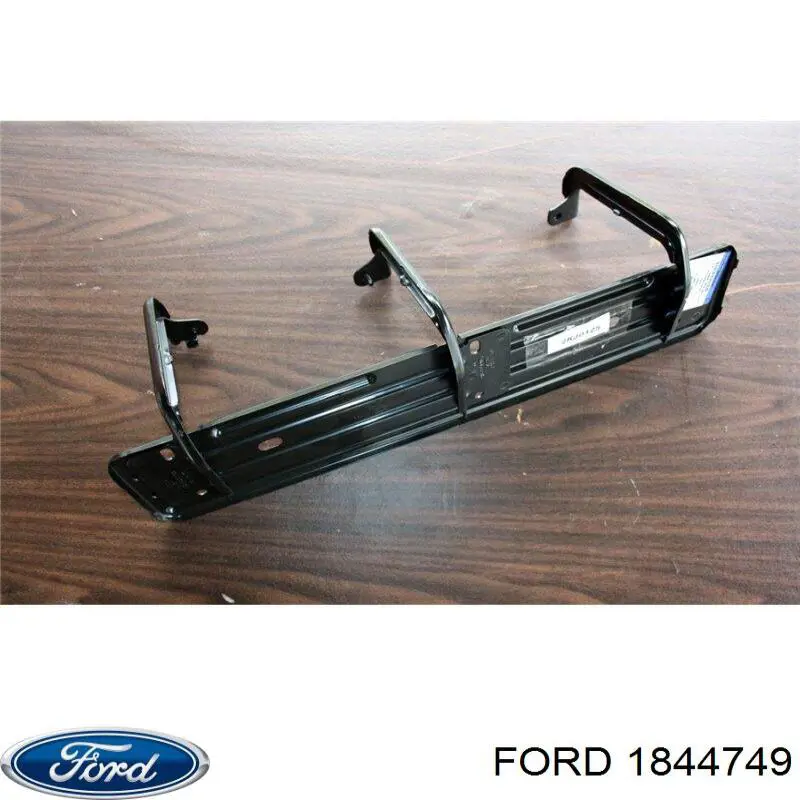 1844749 Ford Consola do pára-choque dianteiro