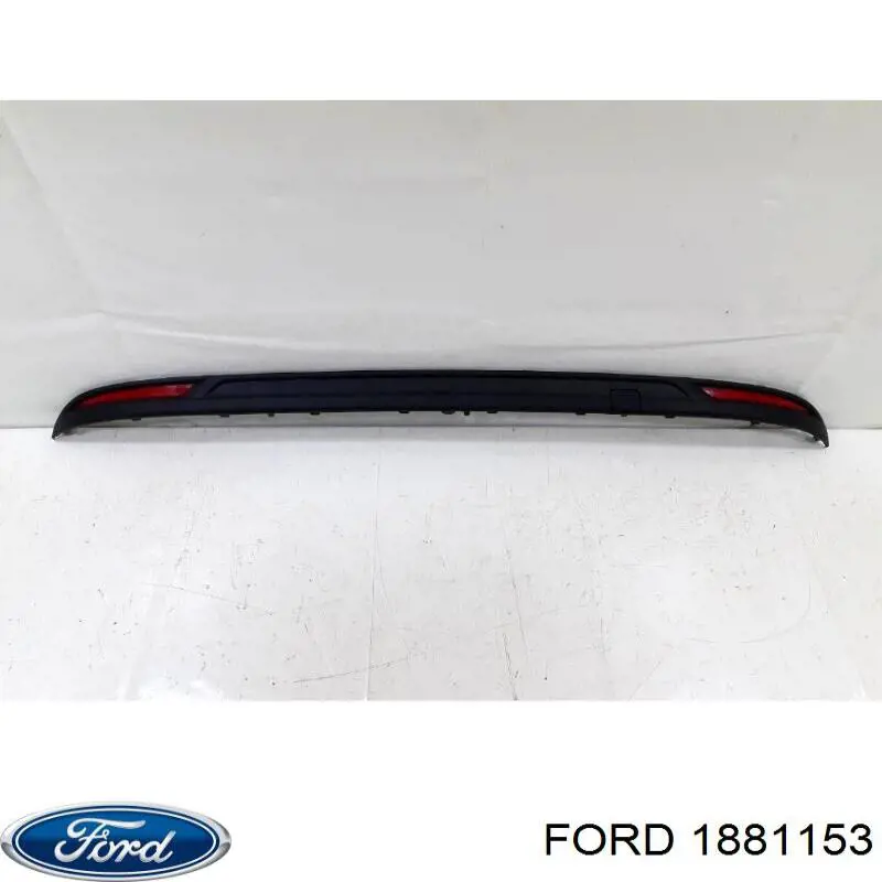1881153 Ford Moldura central do pára-choque traseiro