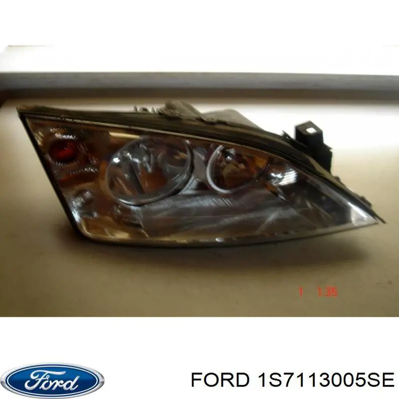 1S7113005SE Ford Luz direita