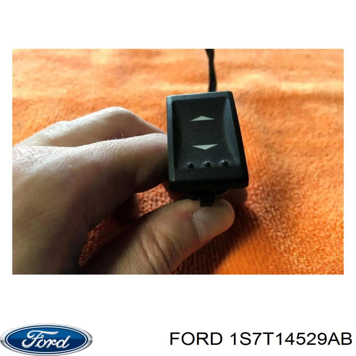 Compre 1S7T14529AB Ford Botão dianteiro direito de ativação de motor de acionamento de vidro