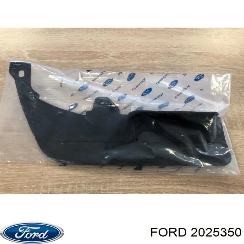 Spoiler direito do pára-choque dianteiro Ford 2025350 preço, a partir de 25,94 USD
