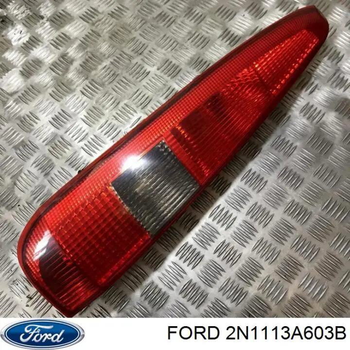 2N1113A603B Ford Lanterna traseira esquerda