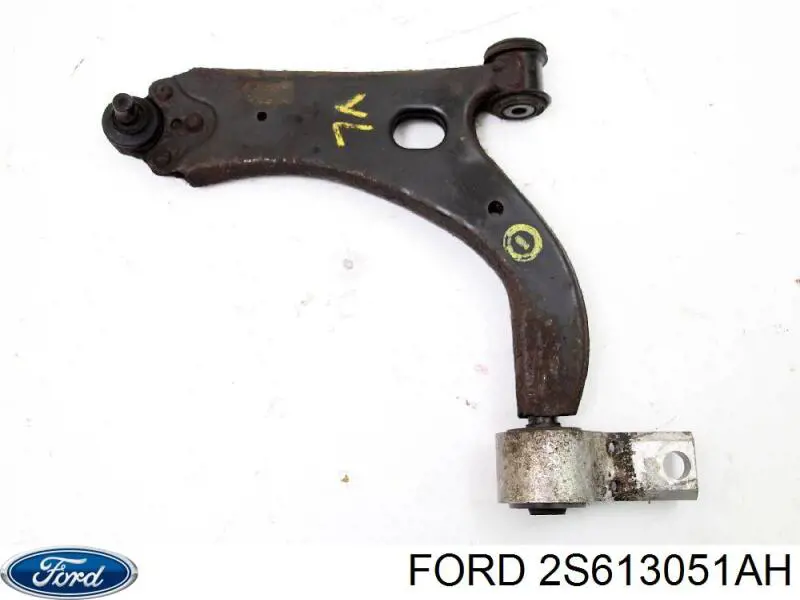 Compre 2S613051AH Ford Braço oscilante inferior esquerdo de suspensão dianteira