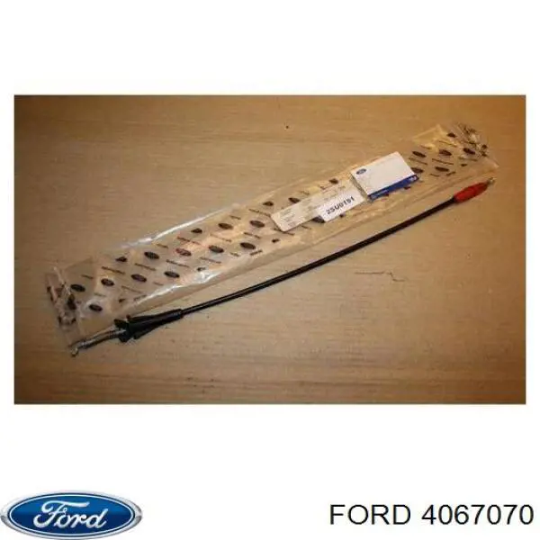 4067070 Ford Cabo (pedal) de abertura do fecho da porta dianteira
