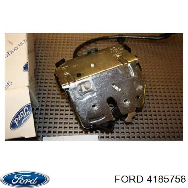 1S7AF43102AE Ford Fecho de tampa de porta-malas (de 3ª/5ª porta traseira)