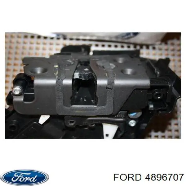Fecho da porta dianteira esquerda Ford 4896707 preço, a partir de 51,17 USD