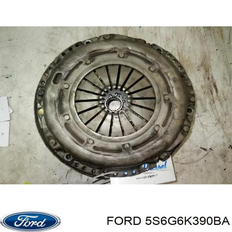 1328304 Ford Volante de motor
