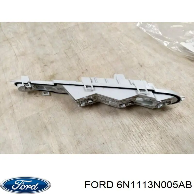 Circuito de contato da luz traseira Ford 6N1113N005AB preço, a partir de 73,14 USD