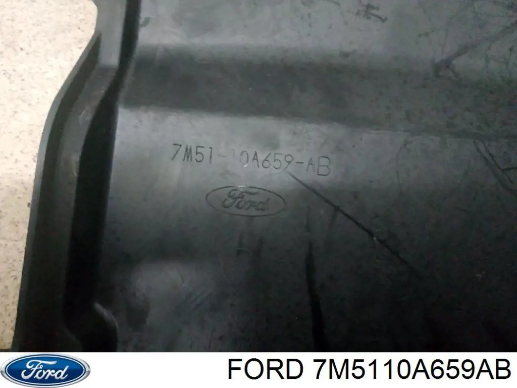7M5110A659AB Ford Tampa de bateria recarregável (PILHA)