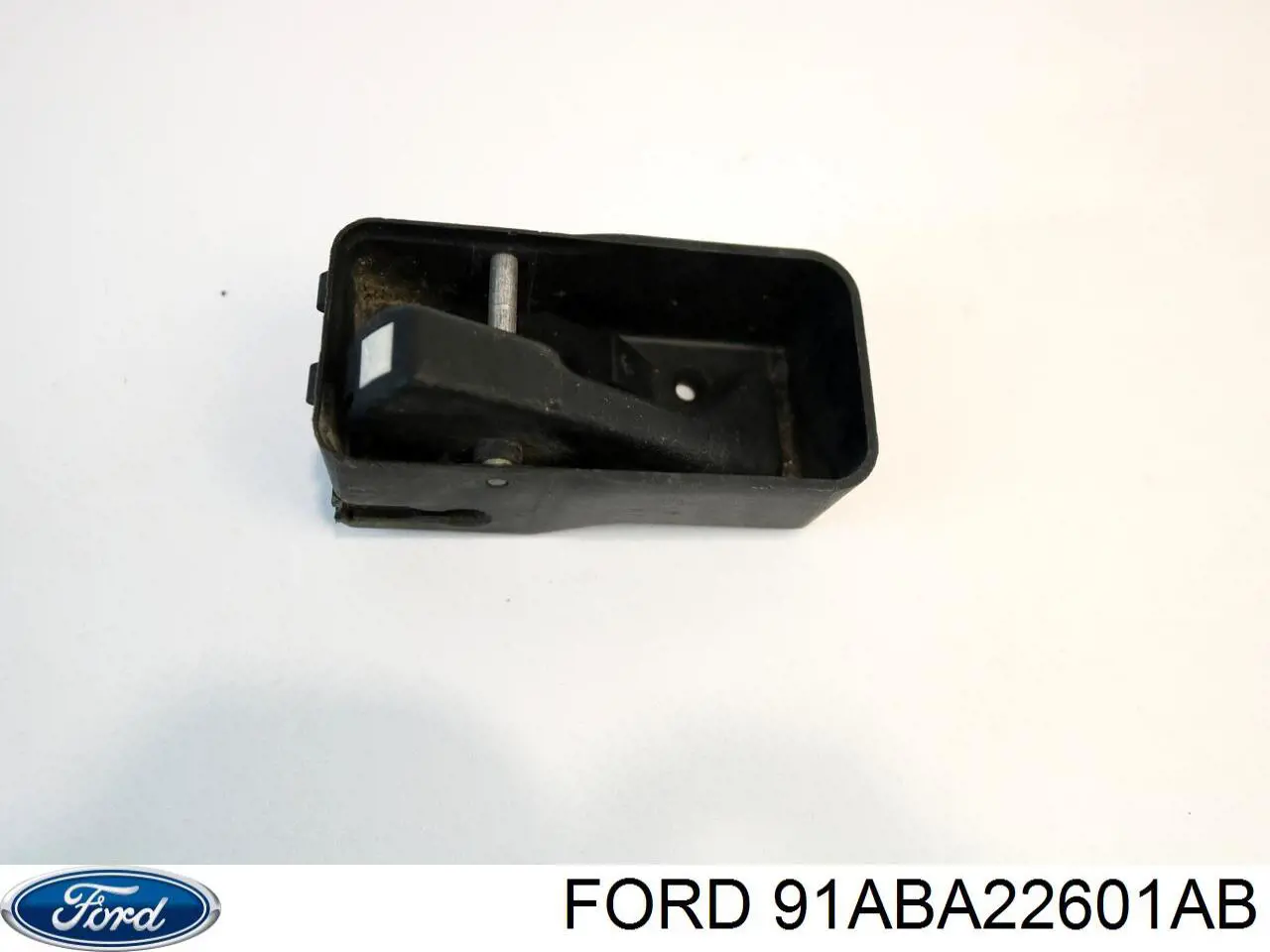 6604310 Ford Maçaneta esquerda interna da porta traseira (batente)