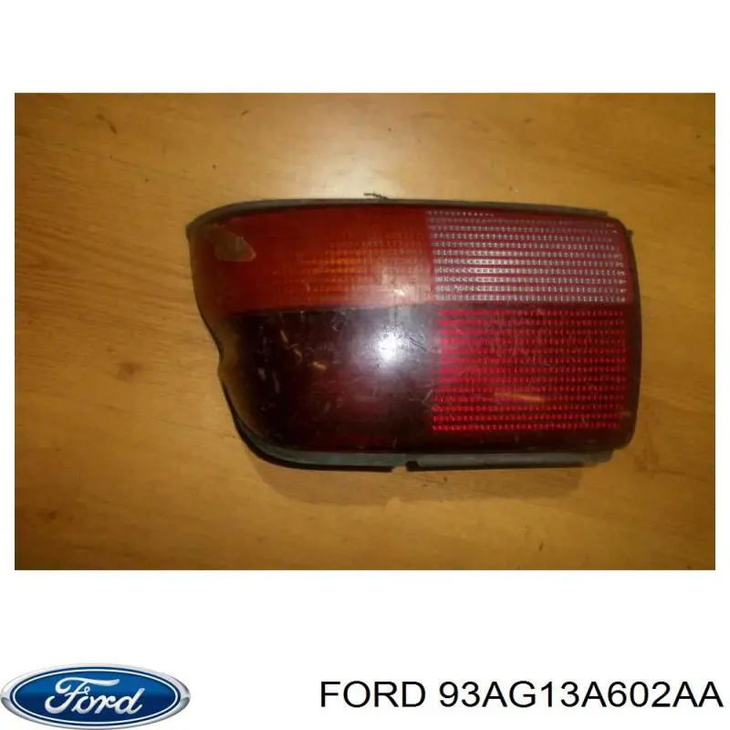 Lanterna traseira direita Ford 1052428 preço, a partir de 45,97 USD