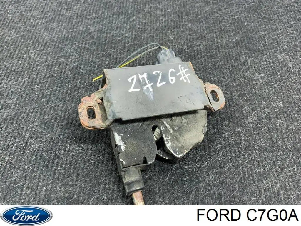 Fecho da porta dianteira direita C7G0A Ford