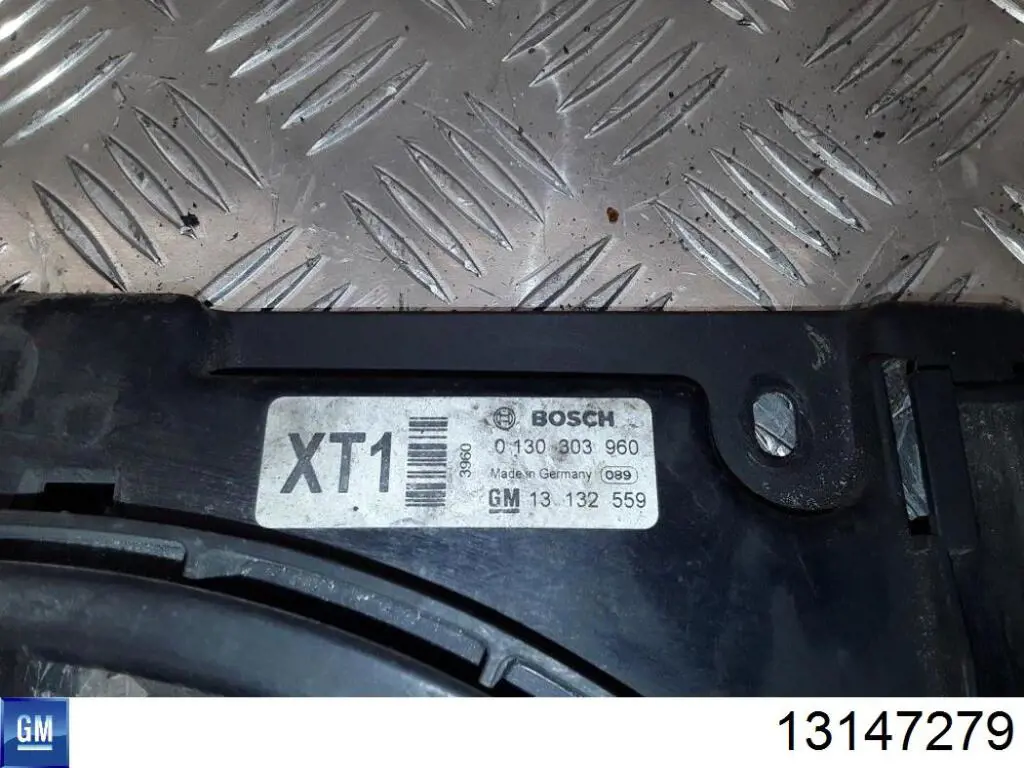 13147279 General Motors Ventilador elétrico de esfriamento montado (motor + roda de aletas)