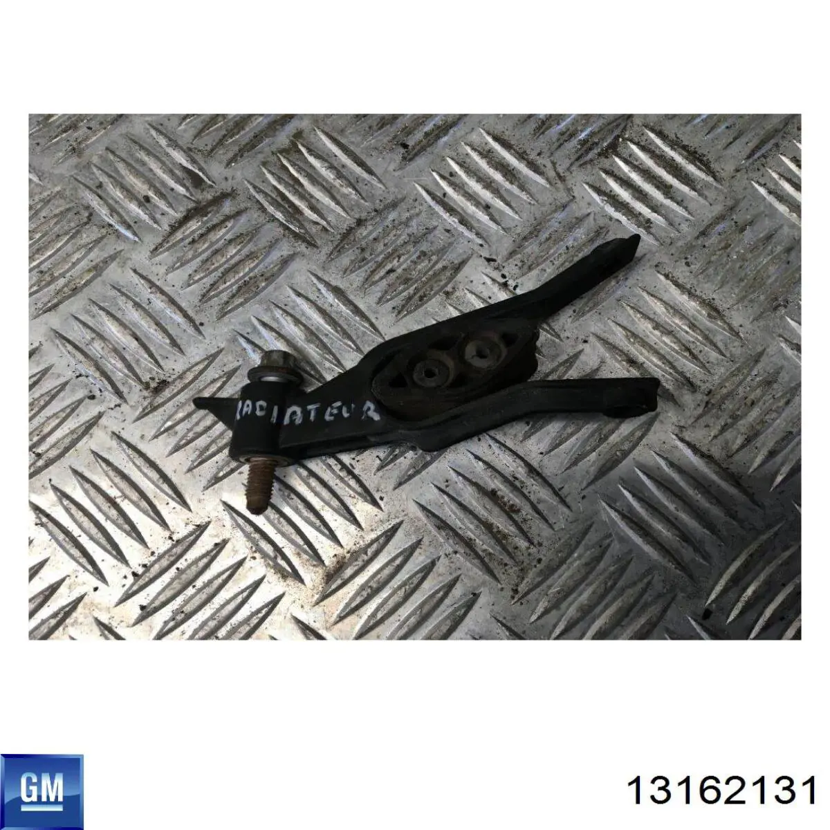 Compre 13162131 General Motors Consola do radiador superior