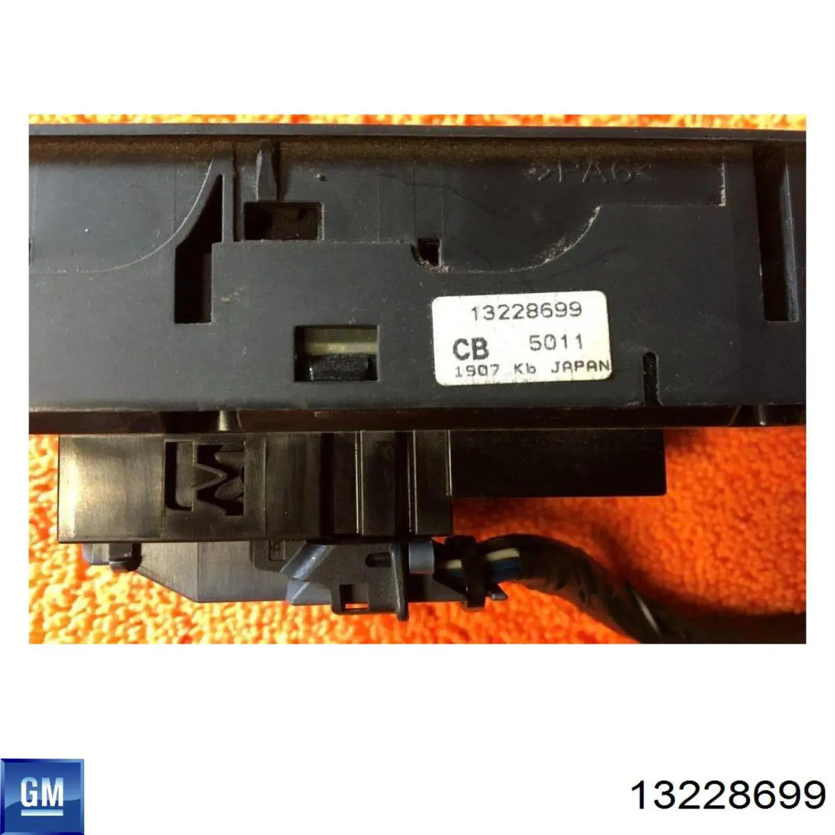 Unidade de botões dianteira esquerda de controlo de elevador de vidro General Motors 13228699 preço, a partir de 21,94 USD