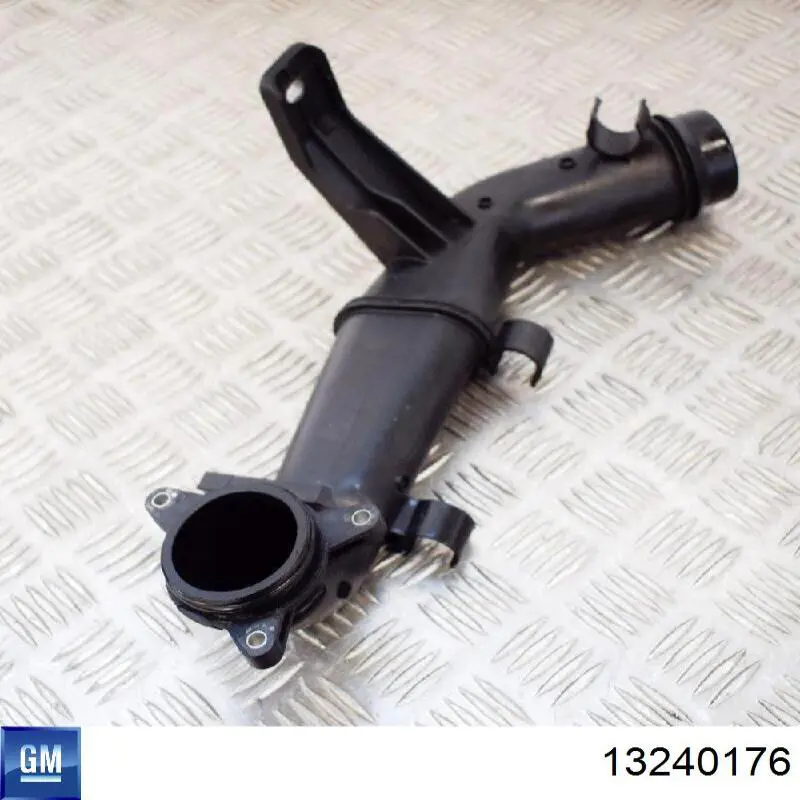 Mangueira (cano derivado) de intercooler 13240176 General Motors